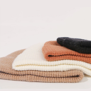 Version hiver hommes bonnets couleur unie extérieur cyclisme chapeau en peluche chaud tricot chapeau pour femmes - Product Image 1