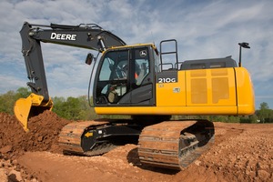 รถแทรกเตอร์ล้อยาง John Deere 210G LC มือสองสภาพดี 80 แรงม้า ขับเคลื่อน 4 ล้อ เครื่องยนต์ประสิทธิภาพสูง พร้อมหัวขุด สำหรับงานเกษตร - Product Image 3
