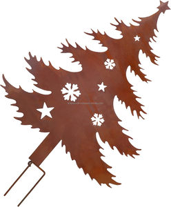 Étonnant éclairage LED en métal rouille Décoration de piquet de jardin Figures d'arbre de Noël à patine extérieure Statues élégantes pour toute l'année - Product Image 1