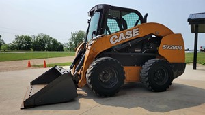 2021 Boîtier SV280B Skid Steer - Product Image 4