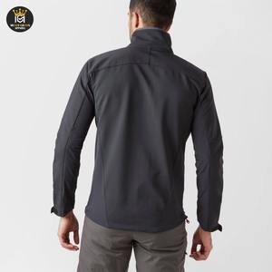 Chaqueta Softshell Impermeable de Alta Calidad para Hombre, Chaqueta Deportiva para Invierno con Cuello Alto y Logotipo Frontal - Product Image 2