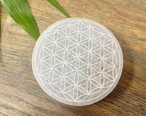 Meilleure vente forme carrée énergie cristal sélénite plaque de charge Agate tranche caboteur Reiki gravé thème pour la décoration de la maison - Product Image 5