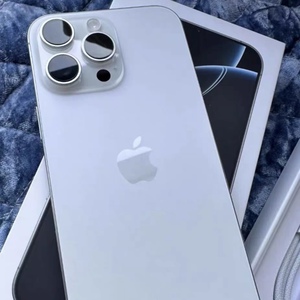 Al por Mayor: Teléfono Móvil Desbloqueado Original iPhone 16 Pro Max 256GB/512GB (Versión EE. UU./China), Smartphones 5G Usados - Product Image 6