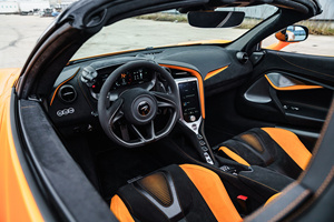 McLaren 750S Spider 2024 Certificado, Limpio y en Buen Estado, Color Verde, Neumáticos R20, Caja de Cambios Automática, Turbo, Tapicería de Tela Oscura, ACC, Aleación de Aluminio - Product Image 4