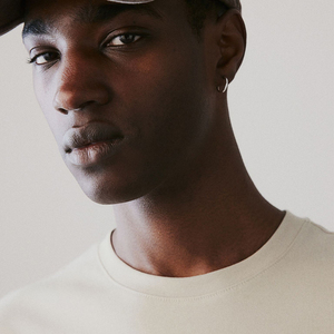 T-shirt oversize de luxe de haute qualité 240 GSM à épaules tombantes, lourd, vierge, pour hommes, streetwear personnalisé, 100% coton uni - Product Image 4