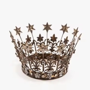 เครื่องประดับมงกุฎโลหะแบบทันสมัยประดับโต๊ะกลางโต๊ะตกแต่งบ้านวันหยุดของขวัญจากโรงงานโดยตรง - Product Image 1