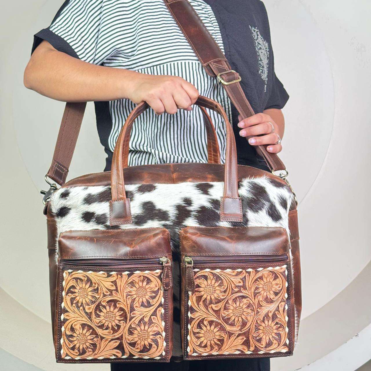 สีน้ำตาล