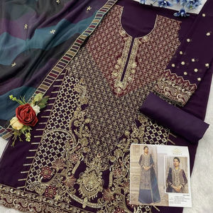 Shalwar Kameez en Georgette Glamour avec des Détails en Jari et des Pierres, Dupatta en Soie Organza, Édition Ethnique Tendance - Product Image 1