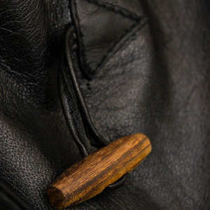 Hot Selling <b>Women's</b> Genuine Leather Quilted Stand Collar <b>Jacket</b> Breathable Waterproof Windproof Eco-Friendly Autumn Winter - Product Image 4