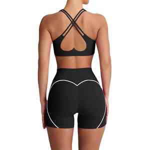 Conjunto de Yoga de 2 Piezas: Top Deportivo Sin Costuras, Impermeable, Ligero, Transpirable, con Sensación de Desnudez y Diseño Calado, y Pantalones Cortos para Entrenamiento - Product Image 2