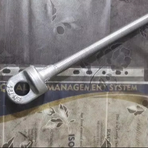Boulon à oeil de sécurité robuste avec système d'ancrage en résine époxy pour la protection contre les chutes et le gréement dans les structures en béton - Product Image 1
