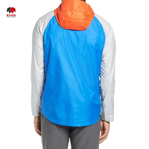 Veste Softshell Personnalisée Ryan Pro Gear pour Hommes Qualité Premium Tissu Respirant avec Logo Personnalisé - Product Image 3