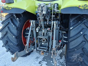 รถแทรกเตอร์ฟาร์ม Claas Axion 830 Cmatic 4WD ใหม่/มือสอง พร้อมระบบ Power Shuttle ขาย - Product Image 6