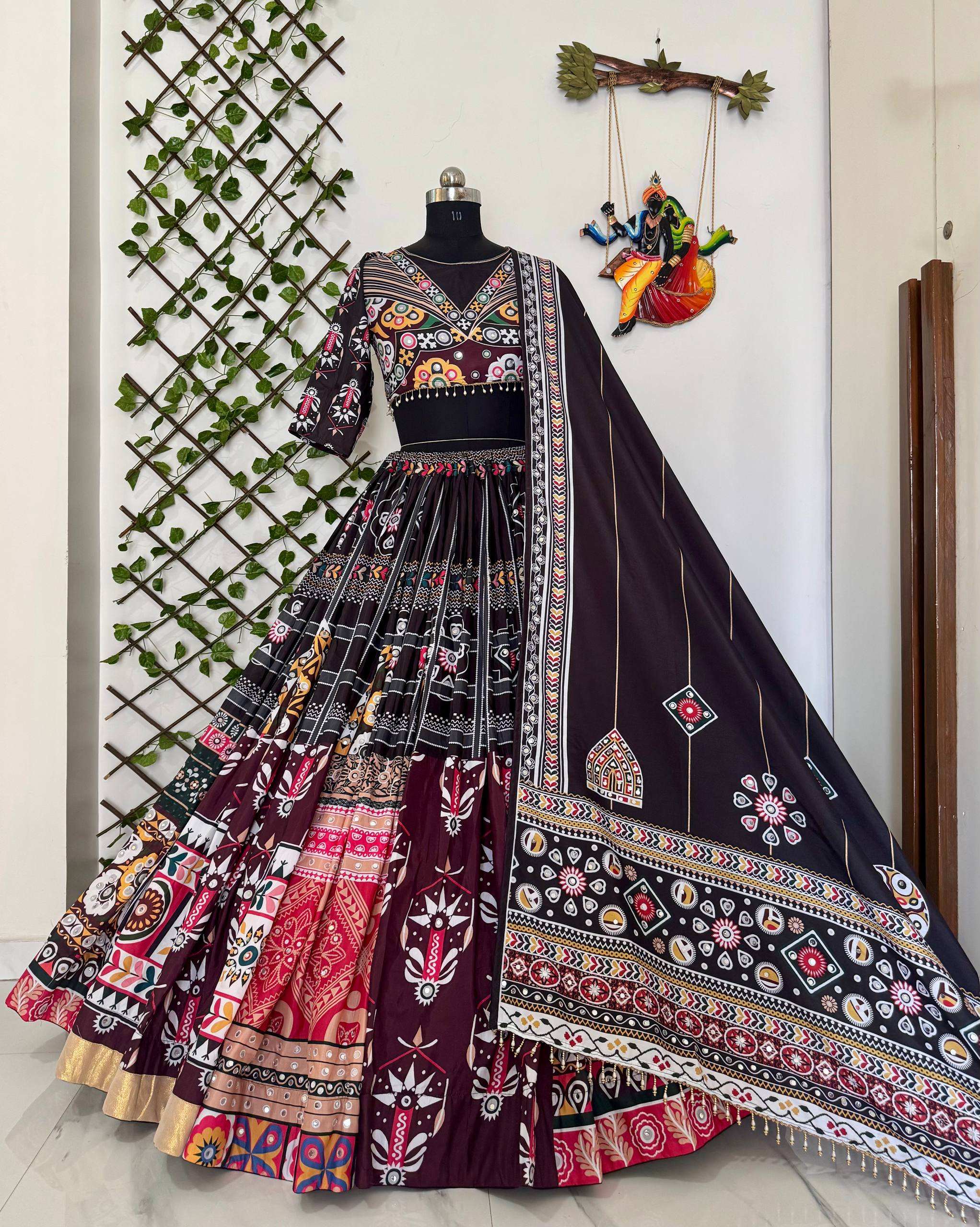 Best Selling Gujarati Chaniya Choli Elegant Lehenga for Navratri