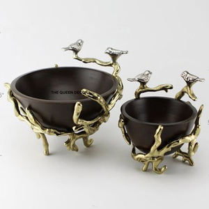 Bol décoratif en métal aluminium de conception moderne, nouvelle arrivée, avec poignée en forme de feuille d'oiseau, texture martelée, bol de service - Product Image 3