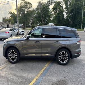 Lincoln Aviator Reserve 2023 : Propre et Abordable - Product Image 2