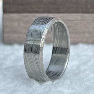 Anillo de Boda de Acero Inoxidable Damasco para Hombre, Personalizable, Regalo para Padrinos de Boda, Fabricante ByKnives, Grado DIY - Product Image 2