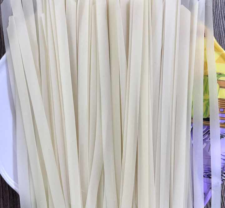 RICE STICK NOODLE/STRAIGHT NOODLE for PAD THAI/PAD SEE EW FROM VIETNAM SUPPLIER 2022