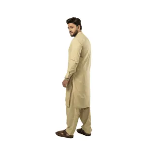 Nadeem Kurta KHAKI R-33 para hombre, corte holgado/estándar, teñido liso con detección de aguja - Product Image 6