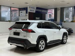 Toyota RAV4 2021, Autos Usados, SUV a Gasolina, Vehículo para Adultos, 2.0L, 4x4, SUV Automático, Toyota SUV Usado en Stock - Product Image 5