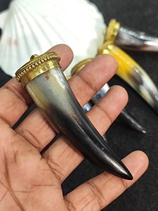 Collar con Colgante de Cuerno de Búfalo, Joyería Tribal Natural y Sostenible para Mujer, Alta Calidad - Product Image 2