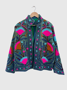 Veste en velours brodée de fleurs, col mandarin, manches longues, grande taille, vêtements d'automne pour femmes - Product Image 1