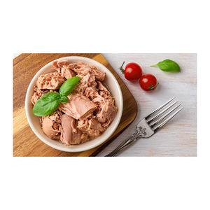 Poisson en conserve de bon goût fabriqué en usine sardine en conserve dans de l'huile végétale et avec du piment à un prix inférieur - Product Image 1