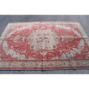 Turkish Vintage Large Rug 6.2x9 ft, <b>Red</b> <b>Wool</b> Rug - Product Image 3
