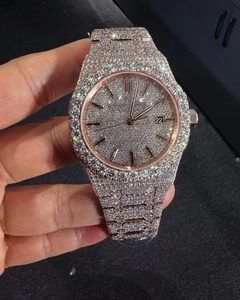 Montre personnalisée à diamant rose en or et diamant, à forte demande, mouvement à quartz de luxe avec boîtier de 5mm d'épaisseur et affichage du cadran à pointeur - Product Image 4