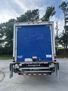 Camión de Caja Usado MV International 4300 de 26 pies del 2020 con Plataforma Elevadora - Product Image 4