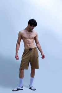 Short classique de qualité supérieure pour hommes, short décontracté à motif uni, confortable et élégant pour l'été, pour la plage - Product Image 4