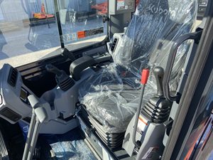 Mini-excavatrice sur pneus U35-4 à haute efficacité de travail avec engrenage à couple élevé et composants PLC, excellent état - Product Image 6