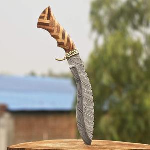 Couteaux de chasse en acier D2 faits à la main personnalisés avec manche en bois couteau Bowie poli avec gaine en cuir. - Product Image 1