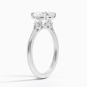 Bague Aria Perfect Fit à trois pierres en diamant, or blanc 14 carats - Product Image 3