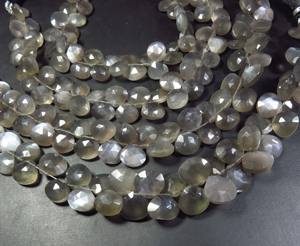 Cuentas de corte facetadas de piedra lunar gris, 8 hebras, 7-9,5mm, piedras preciosas naturales, corazón, grado superior, 90 CTS, diámetro de agujero suelto, 0,45-0,50mm para - Product Image 5