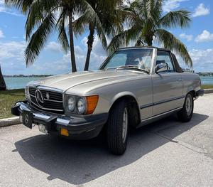 Mercedes-Benz 380SL d'occasion, conduite à droite/à gauche, 1985 - Product Image 2