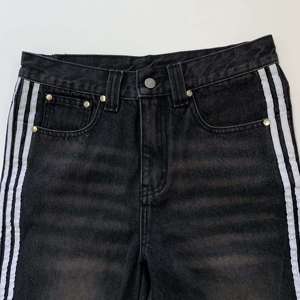 Pantalones Vaqueros de Mezclilla Casuales de Algodón para Hombre, de Cintura Alta y Pierna Recta, con Raya Lateral, Botones, Estilo Moderno, Logotipo, Lavado, Otoño, OEM Personalizado - Product Image 3