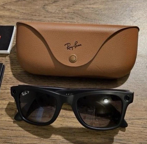 Nuevas <span class=keywords><strong>gafas</strong></span> inteligentes <span class=keywords><strong>Ray</strong></span>-<span class=keywords><strong>Ban</strong></span> Meta Wayfarer Gen 2 en negro mate con lentes de transición grises - Product Image 2