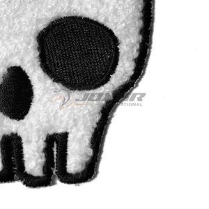 แผ่นผ้ากำมะหยี่ปักแฟชั่นล่าสุดสำหรับผู้ชายเสื้อผ้าแนวสตรีทผ้ากำมะหยี่ปักลายตามสั่ง - Product Image 6