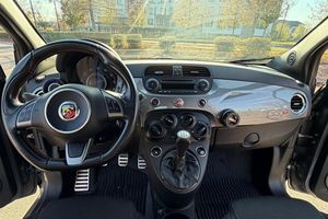 Fiat 500C Abarth Cabriolet 2013 Usado, Sin Reserva, Transmisión Manual de 5 Velocidades, Turbo de 4 Cilindros, Sin Modificar - Product Image 4