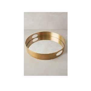 Bandeja de desayuno en relieve de aluminio y latón de forma redonda chapada en oro de Metal para hogares, fiestas, bodas, bandejas artesanales de alto acabado - Product Image 6