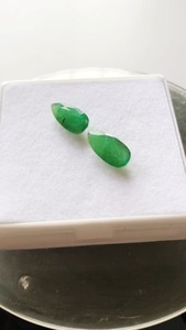 Esmeralda de Calidad AAA, Gema Verde Natural de 4.58 Quilates, Corte Pera, Procedente de Zambia, Certificada por IGI para Joyería - Product Image 6