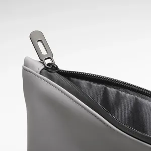 Beauty Case Personalizzato in Morbida Pelle PU Impermeabile con Accessori - Product Image 3