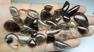 พลอยทับทิมสีดำเจียระไนแบบเรียบสำหรับทำเครื่องประดับอัญมณีสีดำเจียระไนแบบเรียบสำหรับทำเครื่องประดับ - Product Image 3