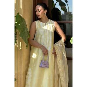 Blusa sin Cuello Satin Sorbet Elegance para Primavera Verano - Product Image 4
