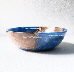 ชามไม้เรซินอีพ็อกซี่ธรรมชาติเคลือบเงาแบบวินเทจเคลือบเงาด้วยเรซินสีฟ้าและชามไม้ทำด้วยมือ - Product Image 2