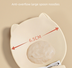 Cuchara Moderna Plegable y Ecológica de Plástico para Comida y Golosinas para Gatos - Product Image 3