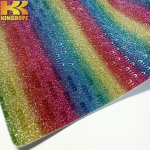 Cuero Sintético PU con Patrón Grabado Brillante y Elegante de Fábrica Kinghope, Imitación de Cuero con Purpurina para la Parte Superior de Zapatos - Product Image 1