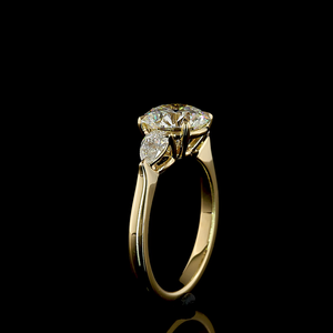Bague de fiançailles en or jaune 14 carats avec diamant rond poire de 2,71 carats, ensemble de mariage demi-éternité, fabrication artisanale, taille personnalisée - Product Image 1