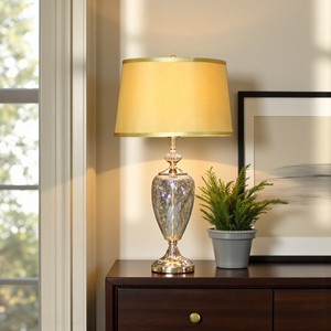 Pequeña lámpara de cristal de dormitorio de oro francés con bombilla LÁMPARA DE VIDRIO eléctrica Simple accesorio de champán para espacios pequeños - Product Image 2